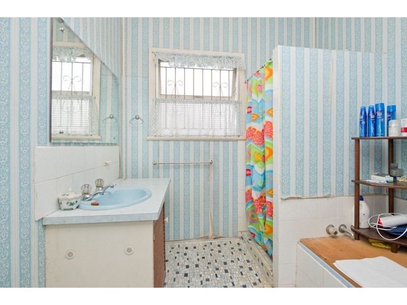 14 Noeline Street, Ashgrove QLD 4060