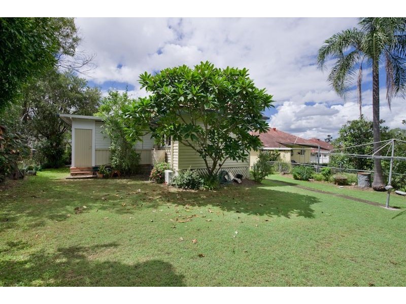 14 Noeline Street, Ashgrove QLD 4060