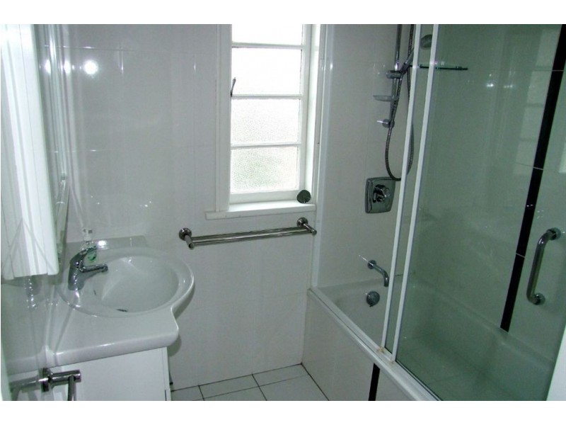 28 Davies Road, Ashgrove QLD 4060