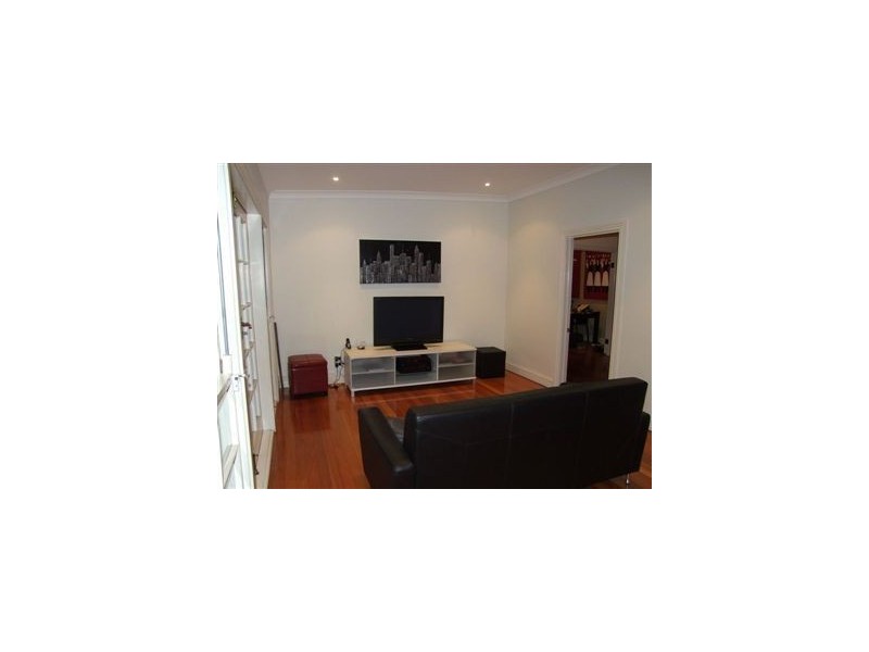 74 Willmington Street, Newmarket QLD 4051