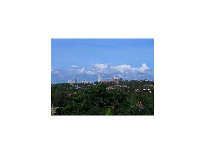 74 Willmington Street, Newmarket QLD 4051