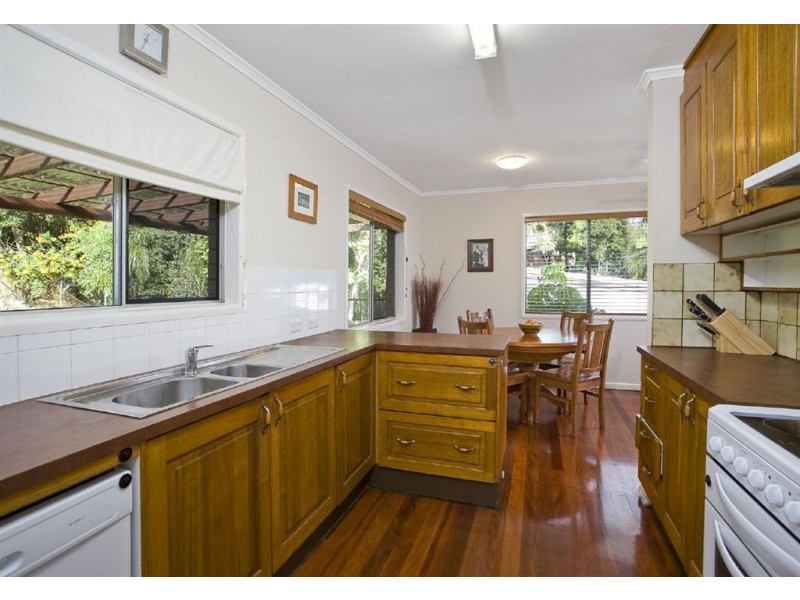 135 Yoorala Street, The Gap QLD 4061