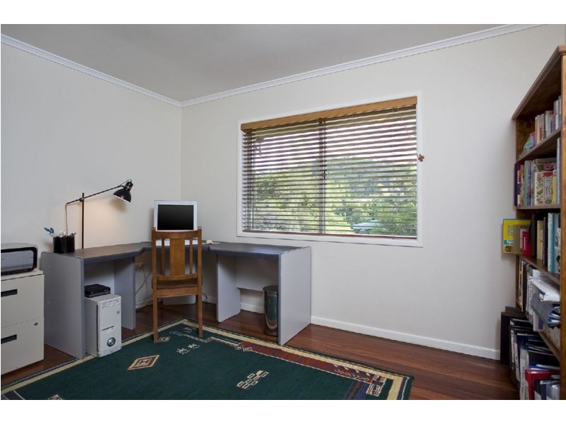 135 Yoorala Street, The Gap QLD 4061