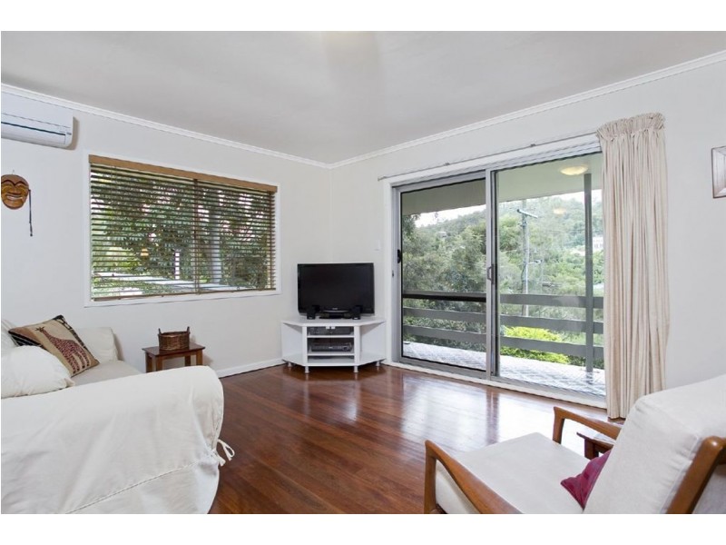 135 Yoorala Street, The Gap QLD 4061