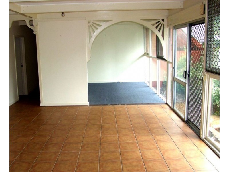 8 Anglia Street, Aspley QLD 4034