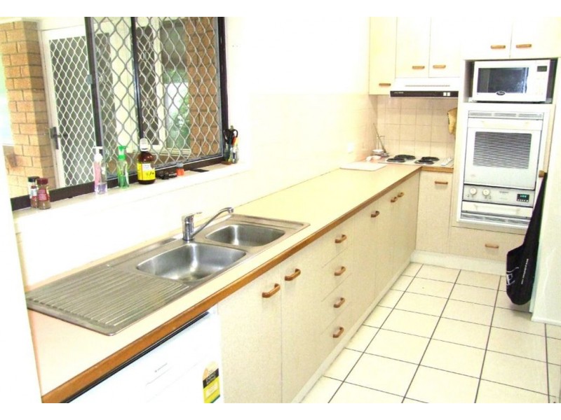 26 Kaloma Road, The Gap QLD 4061