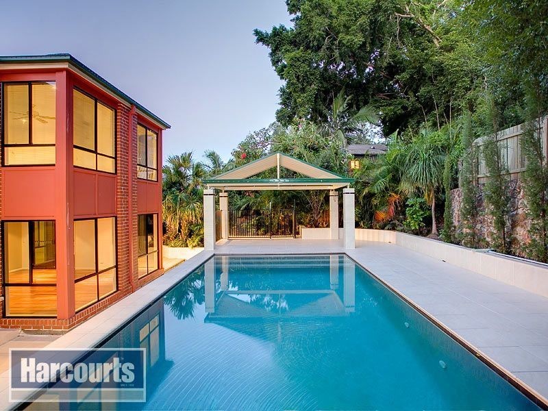 18 Moygara Street, The Gap QLD 4061
