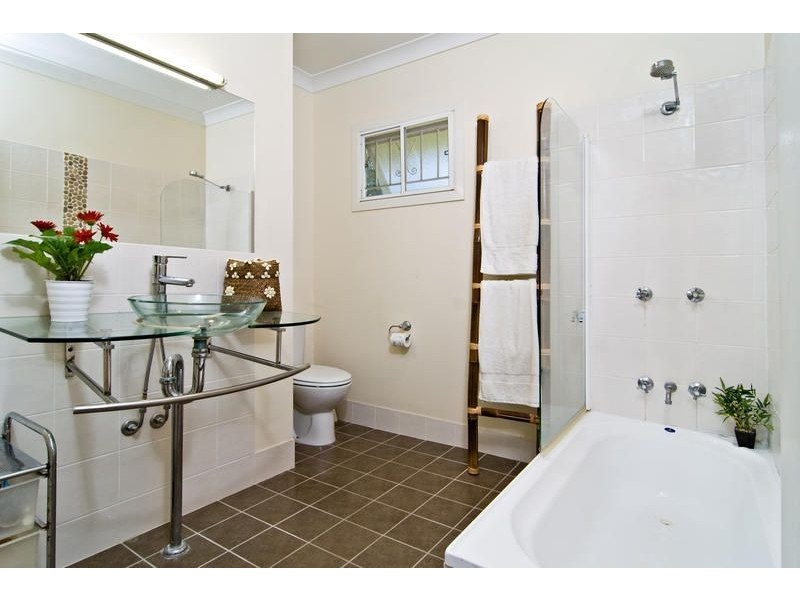 20 Bromar Street, The Gap QLD 4061
