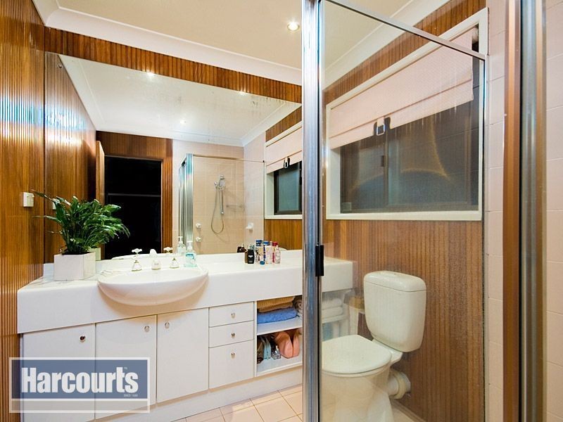 15 Maestra Street, The Gap QLD 4061