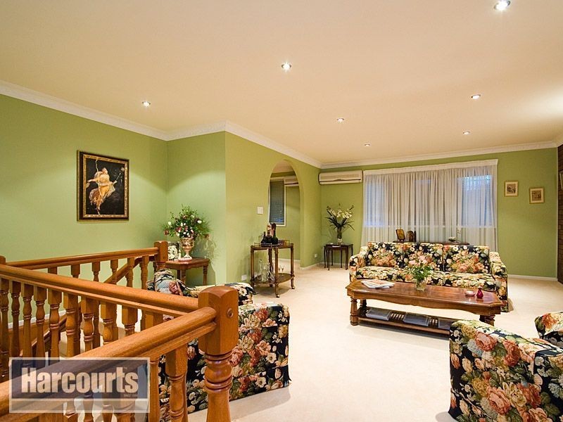 15 Maestra Street, The Gap QLD 4061