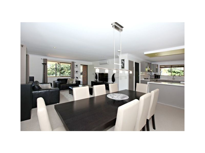 1 Coolehull Street, The Gap QLD 4061