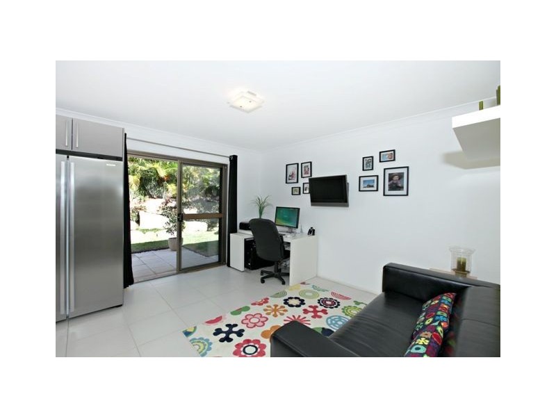 1 Coolehull Street, The Gap QLD 4061