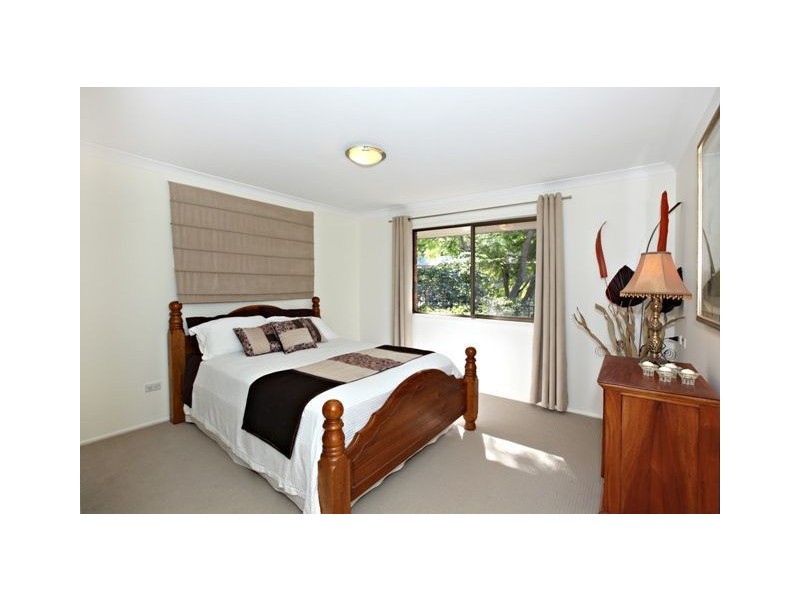 1 Coolehull Street, The Gap QLD 4061