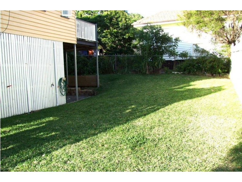 19 Tay Street, Ashgrove QLD 4060