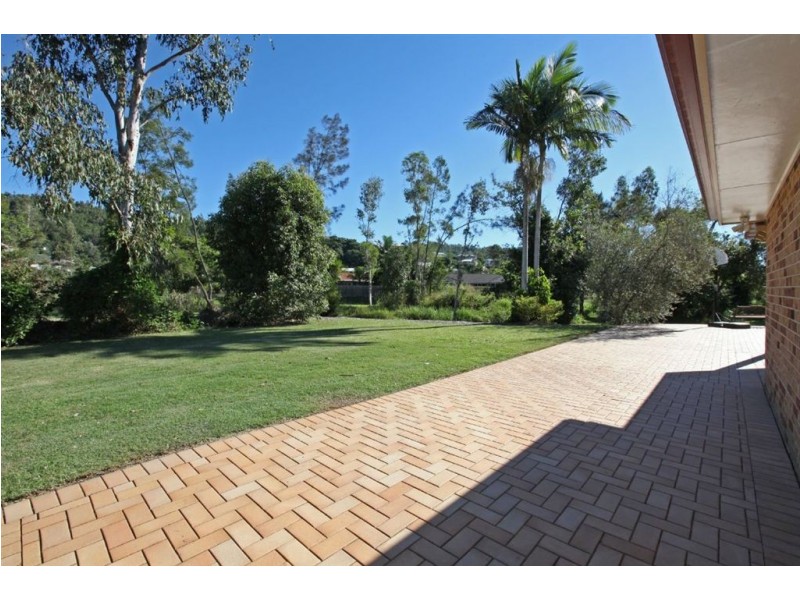 33 Parkside Crescent, The Gap QLD 4061