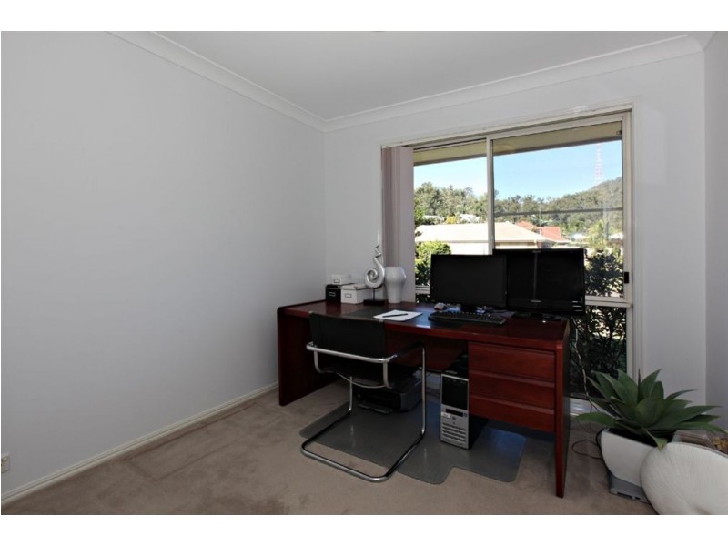 33 Parkside Crescent, The Gap QLD 4061