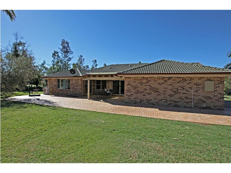 33 Parkside Crescent, The Gap QLD 4061