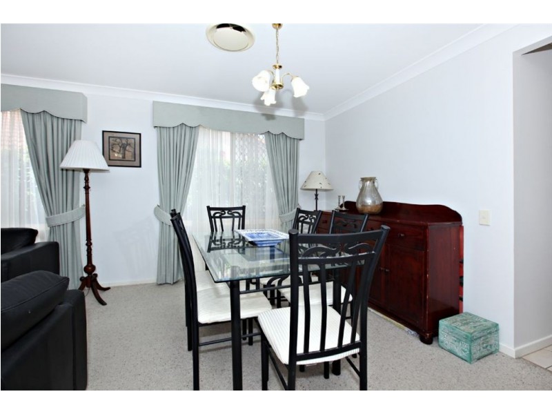 5 Maddison Place, The Gap QLD 4061