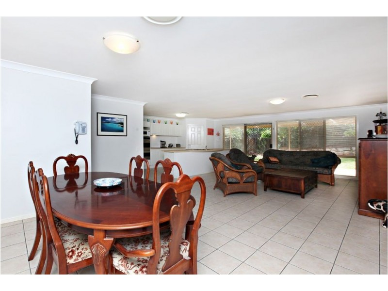 5 Maddison Place, The Gap QLD 4061