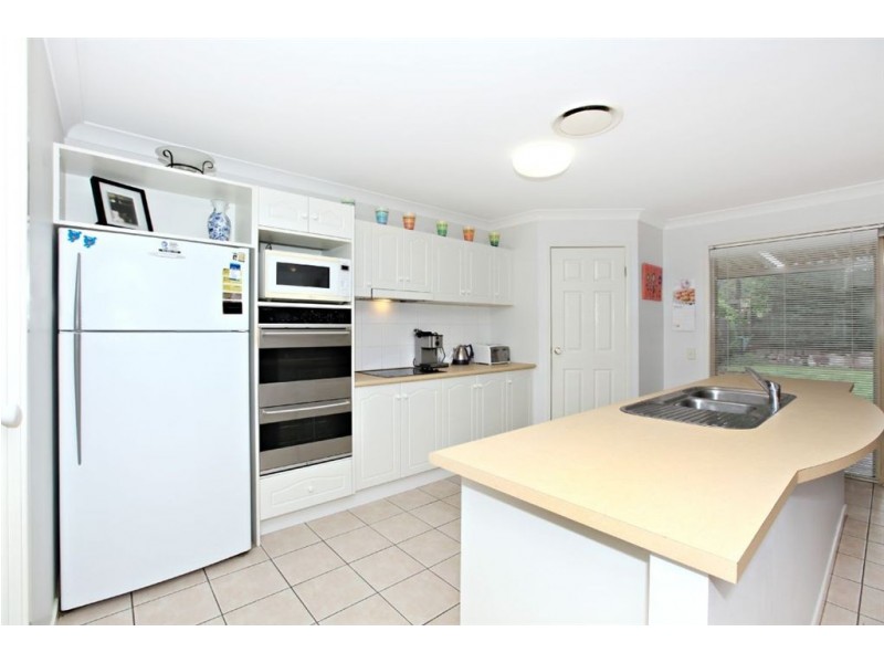 5 Maddison Place, The Gap QLD 4061