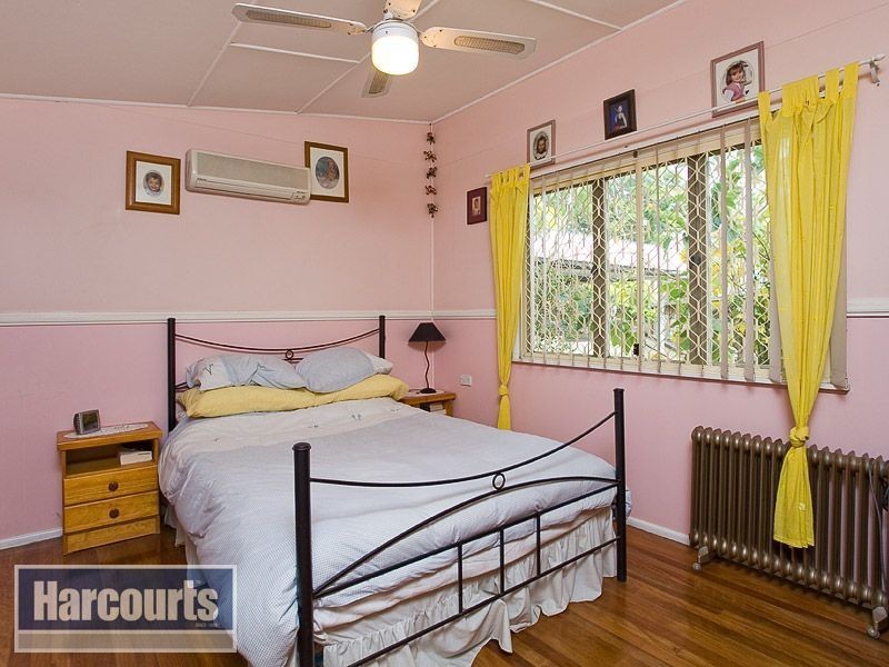 11 Yuruga Street, The Gap QLD 4061