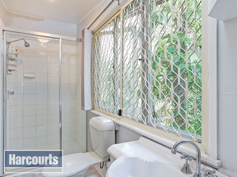 11 Yuruga Street, The Gap QLD 4061