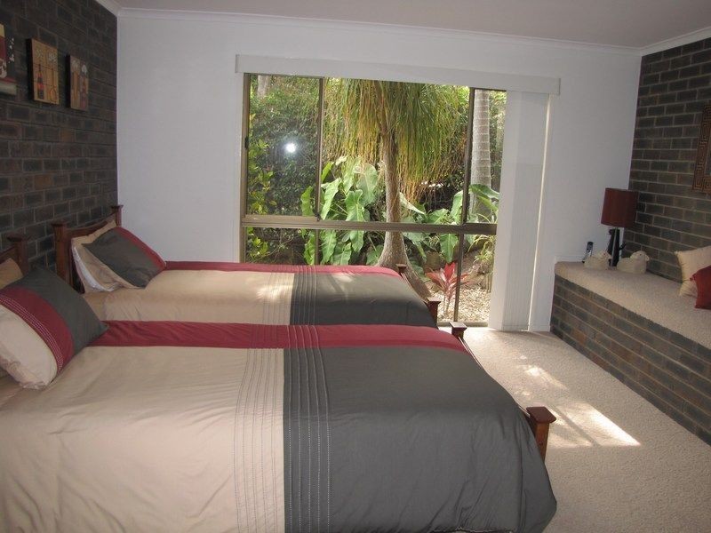 25 Eppalong Street, The Gap QLD 4061