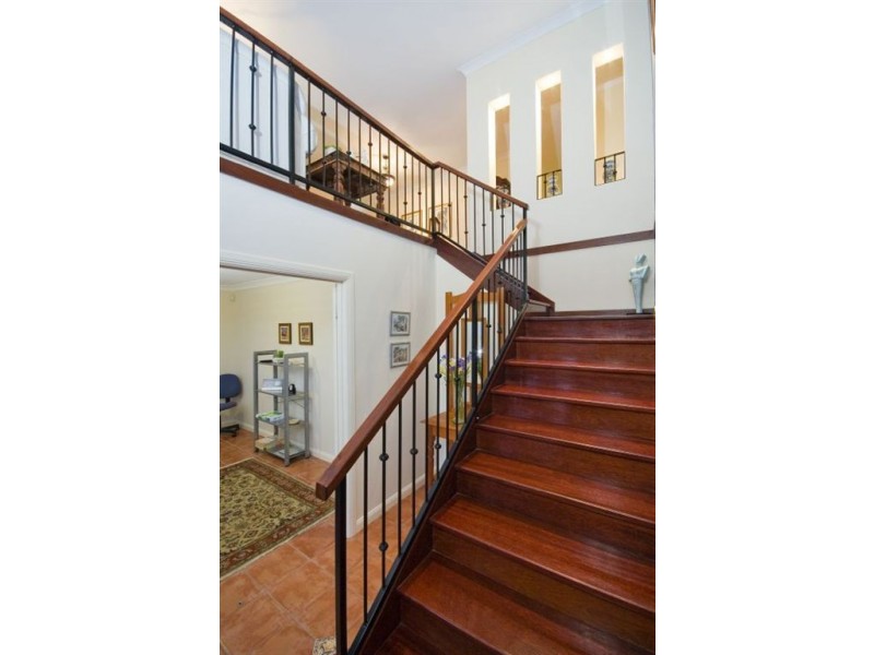 41 Clare Place, The Gap QLD 4061