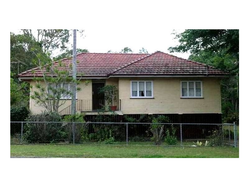 249 Fletcher Parade, Bardon QLD 4065