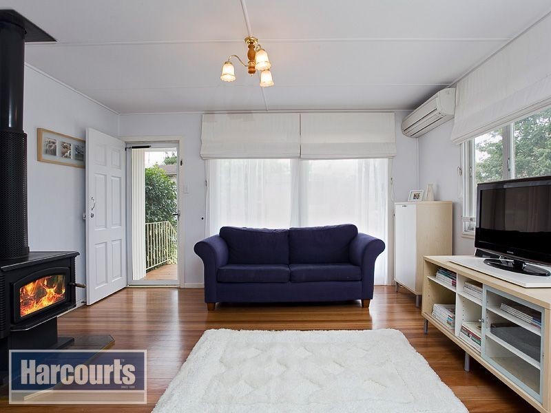 4 Elgata Street, The Gap QLD 4061