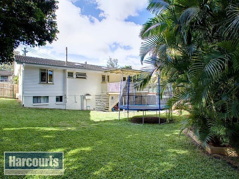 4 Elgata Street, The Gap QLD 4061