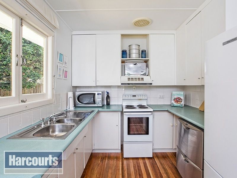 4 Elgata Street, The Gap QLD 4061