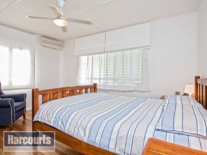 4 Elgata Street, The Gap QLD 4061