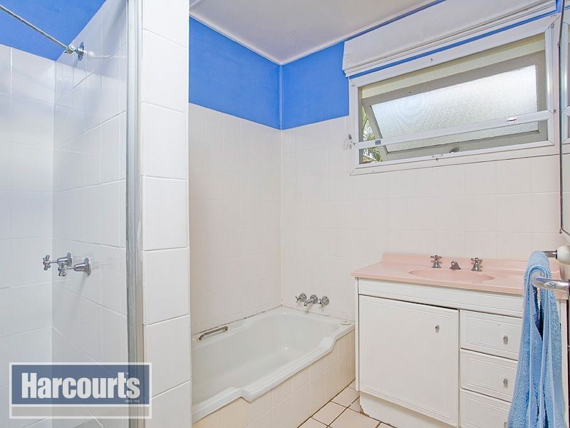 4 Elgata Street, The Gap QLD 4061