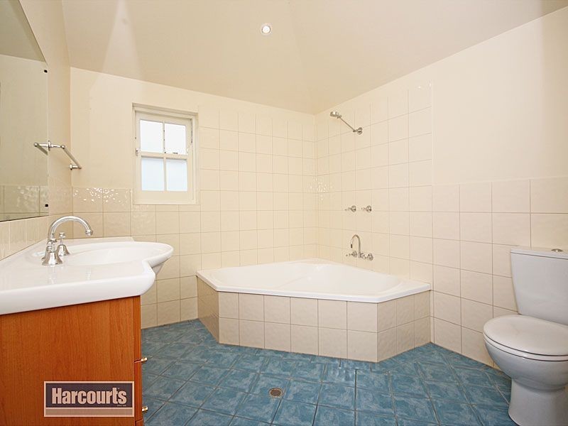 141 Arthur Terrace, Red Hill QLD 4059