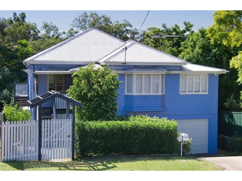 8 Garden Grove, Ashgrove QLD 4060