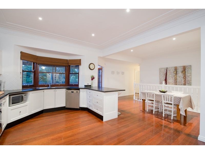 8 Garden Grove, Ashgrove QLD 4060