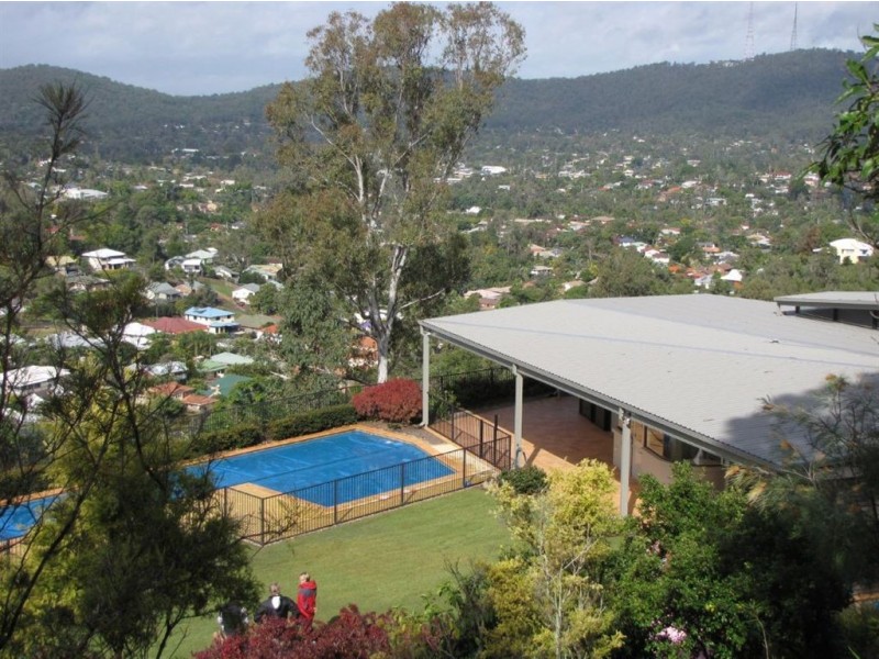 28 Kimruska Place, The Gap QLD 4061