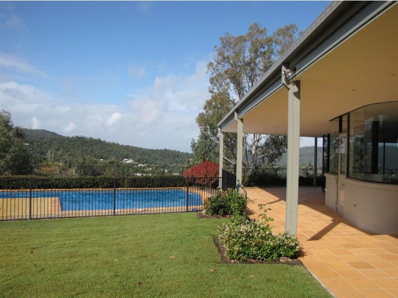 28 Kimruska Place, The Gap QLD 4061