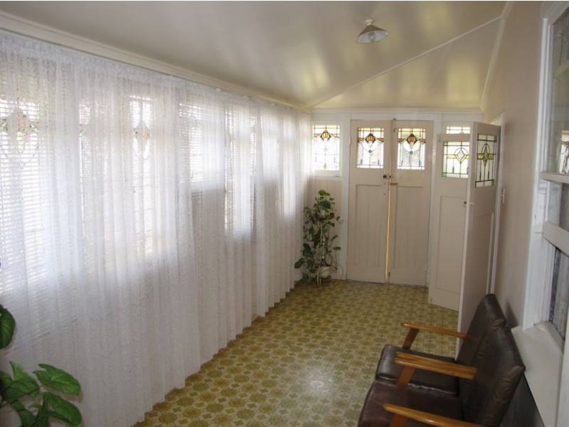 89 Arthur Terrace, Red Hill QLD 4059