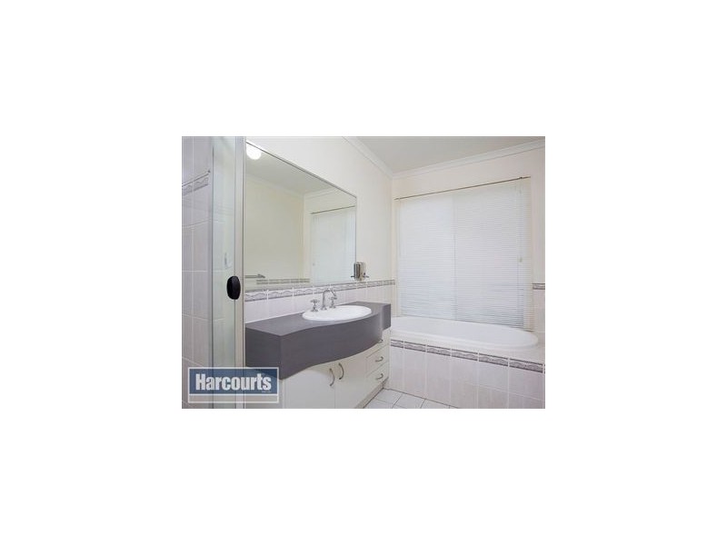 18 Moygara Street, The Gap QLD 4061