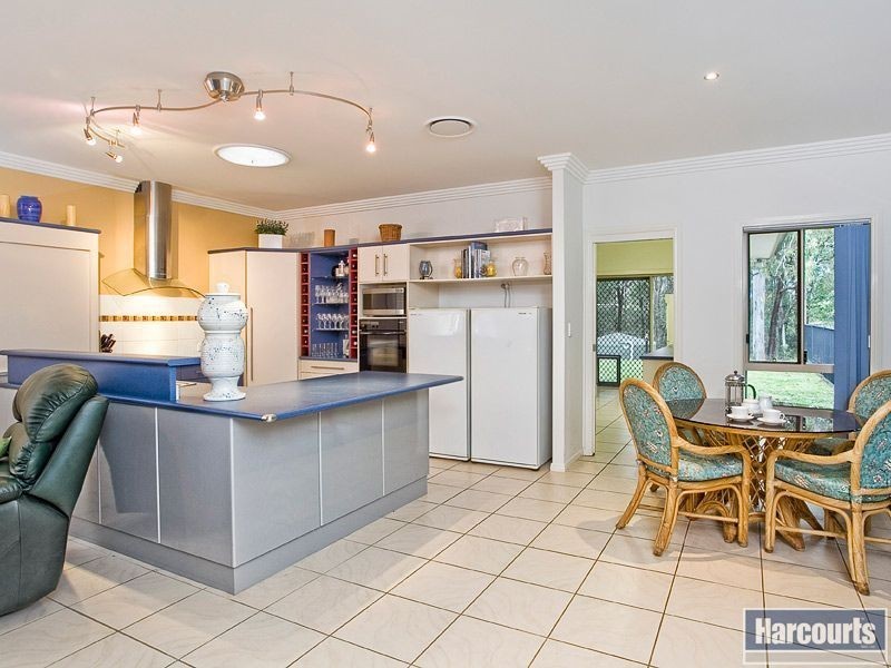 7 Dressage Close, Samford QLD 4520