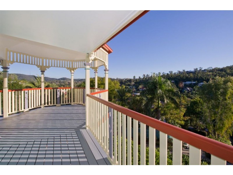 12 Willowood Place, The Gap QLD 4061
