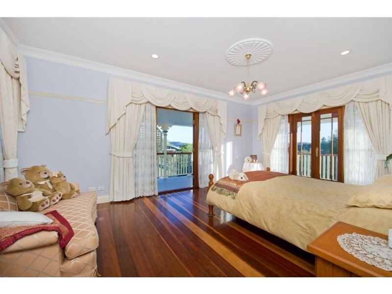 12 Willowood Place, The Gap QLD 4061