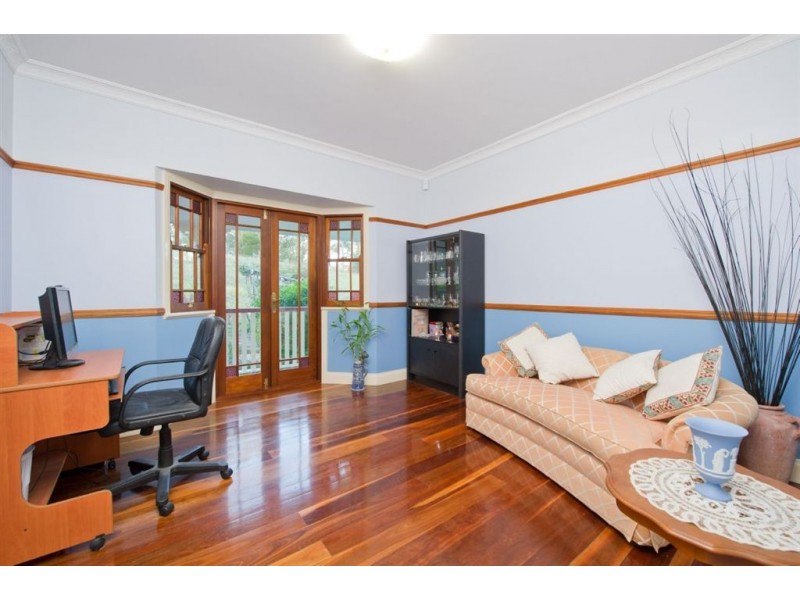 12 Willowood Place, The Gap QLD 4061