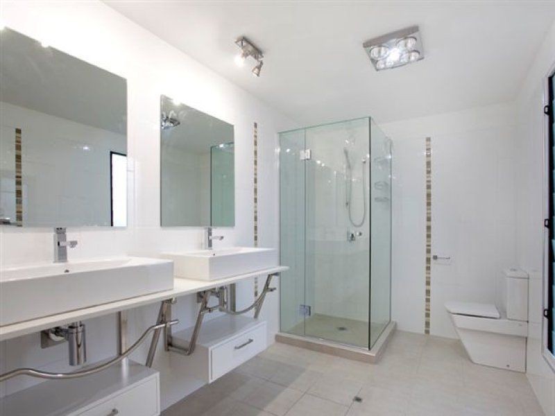 4 Kent Street, Red Hill QLD 4059