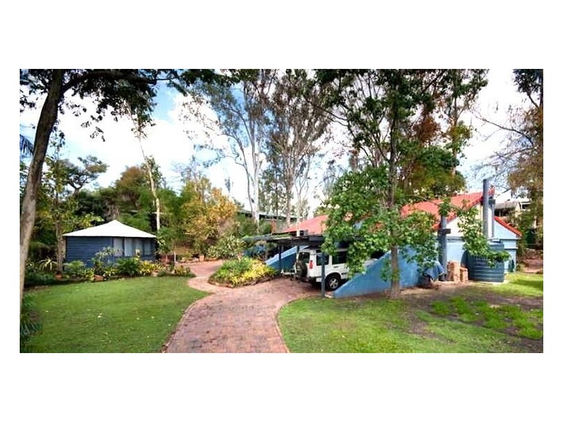 37 Debbie Street, The Gap QLD 4061