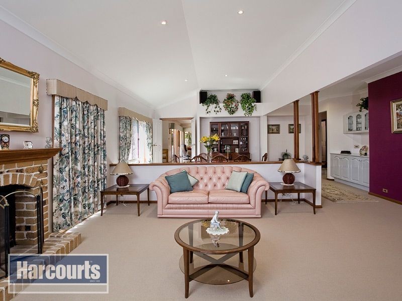 14 Benjamina Place, The Gap QLD 4061