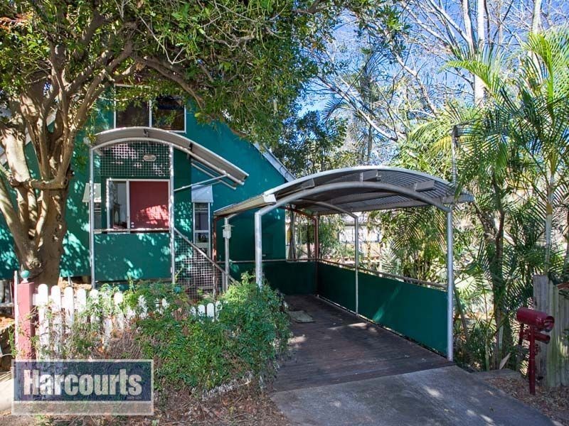 12 Dover Street, Red Hill QLD 4059