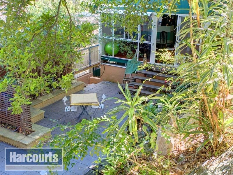 12 Dover Street, Red Hill QLD 4059